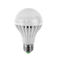 7W kompakt energiatakarékos LED izzó, E27 foglalatba / 7W=~80W - meleg fehér izzó