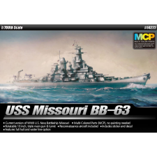Academy BB-63 USS Missouri hajó műanyag modell (1:700) (14223) makett