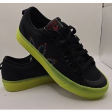  Adidas Nizza sneaker