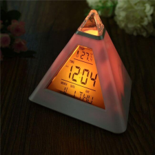 AlphaOne Ébresztőóra, digitális óra, asztali óra (színváltós, piramis alakú) asztali óra