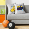  Alvin1 puha gyerek párnahuzat hímzett autóval Szürke/sárga 45x45 cm