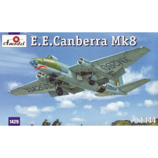  Amodel E.E.Canberra Mk.8 1:144 (AMO1429) makett