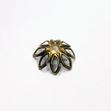  Antik bronz színű gyöngykupak, virágszirmok, mérete: 14 mm dekorációs kellék