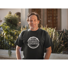  Asztalos felirat fekete póló egyedi ajándék