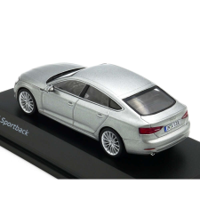 Audi A5 Sportback 2017 Silver 1:43 autópálya és játékautó