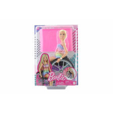 Barbie modell kerekesszékben kockás ruhában barbie baba