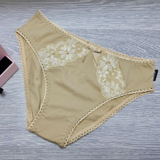 Barones normál bugyi széles oldalú csipke díszítéssel XL, Test