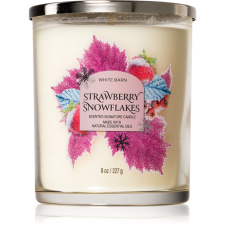 Bath & Body Works Strawberry Snowflakes illatgyertya 411 g gyertya