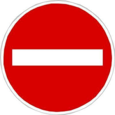  Behajtani tilos minden járműnek (B2) közlekedési tábla információs címke