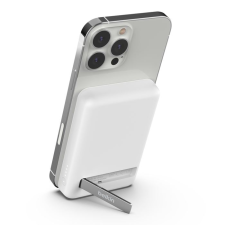 Belkin BoostCharge Magnetic vezeték nélküli Power Bank 5000mAH kitámasztóval fehér (BPD004btWT) (BPD004btWT) power bank