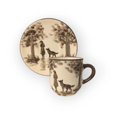 Bögre Manufaktúra Vicces kutyás lánnyal kávés bögre és tányér VK028 bögrék, csészék