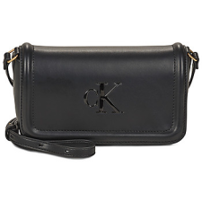 Calvin Klein Jeans Válltáskák BOLD CK FLAP CROSSBODY Fekete Egy méret kézitáska és bőrönd