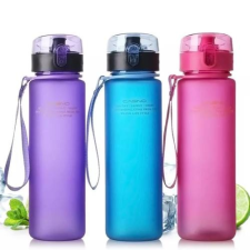 Casno 560ml-es szivárgásbiztos BPA mentes kulacs zöld színben kulacs, kulacstartó