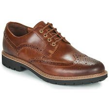 Clarks Oxford cipők BATCOMBE WING Barna 41 1/2 férfi cipő