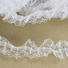 Corolla Exp-Imp. Kft Csipke szalag 4cm széles dekorációs kellék