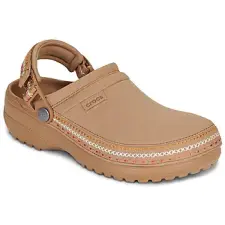 CROCS Klumpák Cs Crafted Vegan Suede Stitch Barna 41 / 42 női papucs