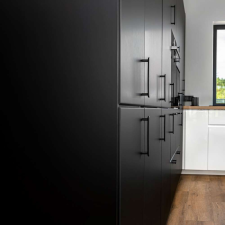 Csempematrica Fekete fényes öntapadós tapéta 61cmx5m buborék mentes tech tapéta, díszléc és más dekoráció