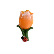 Csipeszes virág, narancssárga tulipán, polyresin. Mérete: 28x23x5 mm dekorációs kellék
