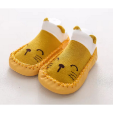  Csúszásgátlós babacipő, puha talpú babazokni - cicás-13 cm