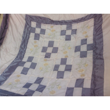  Dekoratív ágytakaró 220x240 + 2 párnahuzat mintás 1033 acél krém lakástextília