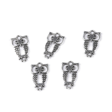 Dekoratív fém medál, 12 x 21 mm platina bagoly medál