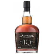  Dictador 10 years 0,7 40% rum