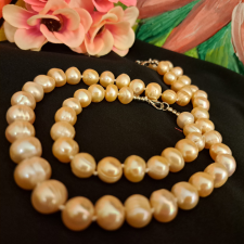  Édesvízi gyöngysor és karkötő, meseszép . ékszer szett