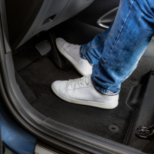 EgriAuto Plüss Szövetszőnyeg FeketeZS 2021-magasabb 4 ks autószőnyeg