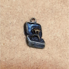  Ékszerdoboz gyűrűvel, bronz szinű charm. Mérete: 17x23 mm