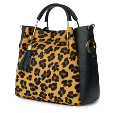  Fabiana, bőrtáska póniszőrrel, fekete/animal print
