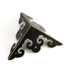  Fém sarokvédő 4db/cs + szögek dekorációs kellék