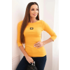 FiatalDivat Bordázott blúz háromnegyedes ujjakkal és rátéttel 64672 mustársárga