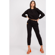 FiatalDivat Liliana tréningruha szett fekete crop-top pulóverrel