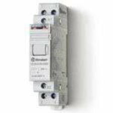 Finder Léptető (impulzus) relé DIN sínre, 110 V villanyszerelés