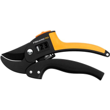 FISKARS PowerStep™ metszőolló, rávágó P83 metszőolló