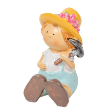  Fiú ülő ásóval poly M8cm dekorációs kellék