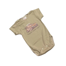 Gólyahír Rövid Ujjú Body Nyomott Mintás - Mogyoró Sportautós - 68 kombidressz, body