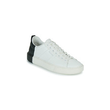 Guess Rövid szárú edzőcipők NEW VICE Fehér 43 férfi cipő