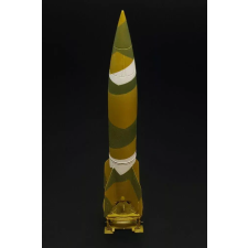  Hauler German rocket V-2/A4 1:120 (HTT120097) makett