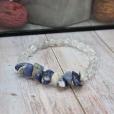  Hegyikristály / Szodalit karkötő karkötő