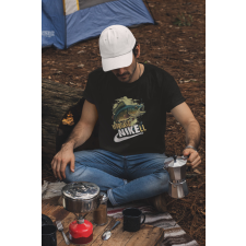  Horgászni kell fekete póló egyedi ajándék