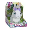 IMC Toys Betsy nyuszi interaktív plüss figura