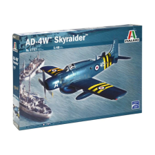 Italeri AD-4W Skyraider repülőgép műanyag modell (1:48) makett