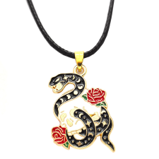 Koponyás-kígyós medál bőr lánccal nyaklánc