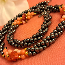  Korall és Hematit nyakék. nyaklánc