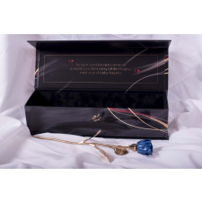  Kovácsoltvas örök rózsa díszdobozban KÉK/ARANY ajándéktárgy