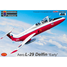  Kovozavody Aero L-29 Delfín "Early" 1:72 (0467) makett