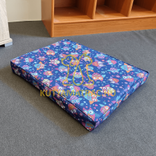 Kutyamatrac extrém erős, vízálló bagolymintás huzattal. Sz:54 cm – H:64 cm szállítóbox, fekhely kutyáknak