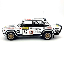  Lada 2105 VFTS &quot;Brundza&quot; 1:18 IXO makett