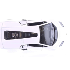  Lamborghini Countach LPI 800-4 fehér hátrahúzós autó 1:38 makett